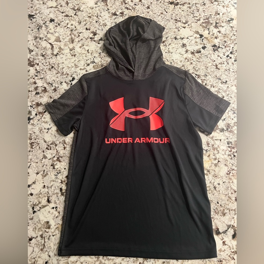 Underarmour dri fit tee
